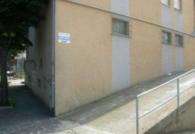 Ampio garage in zona servitissima - 4